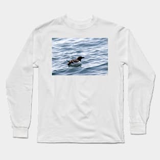 Razorbill out at sea Long Sleeve T-Shirt